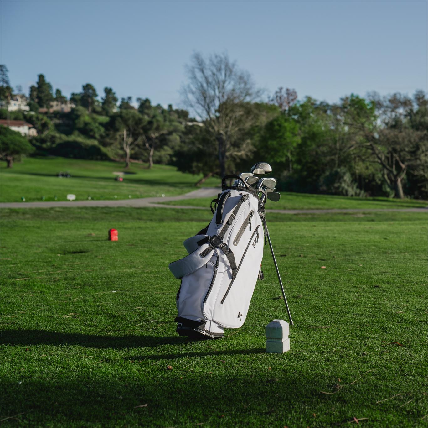 7-Way Full-Length Dividers and 3 Lift handles