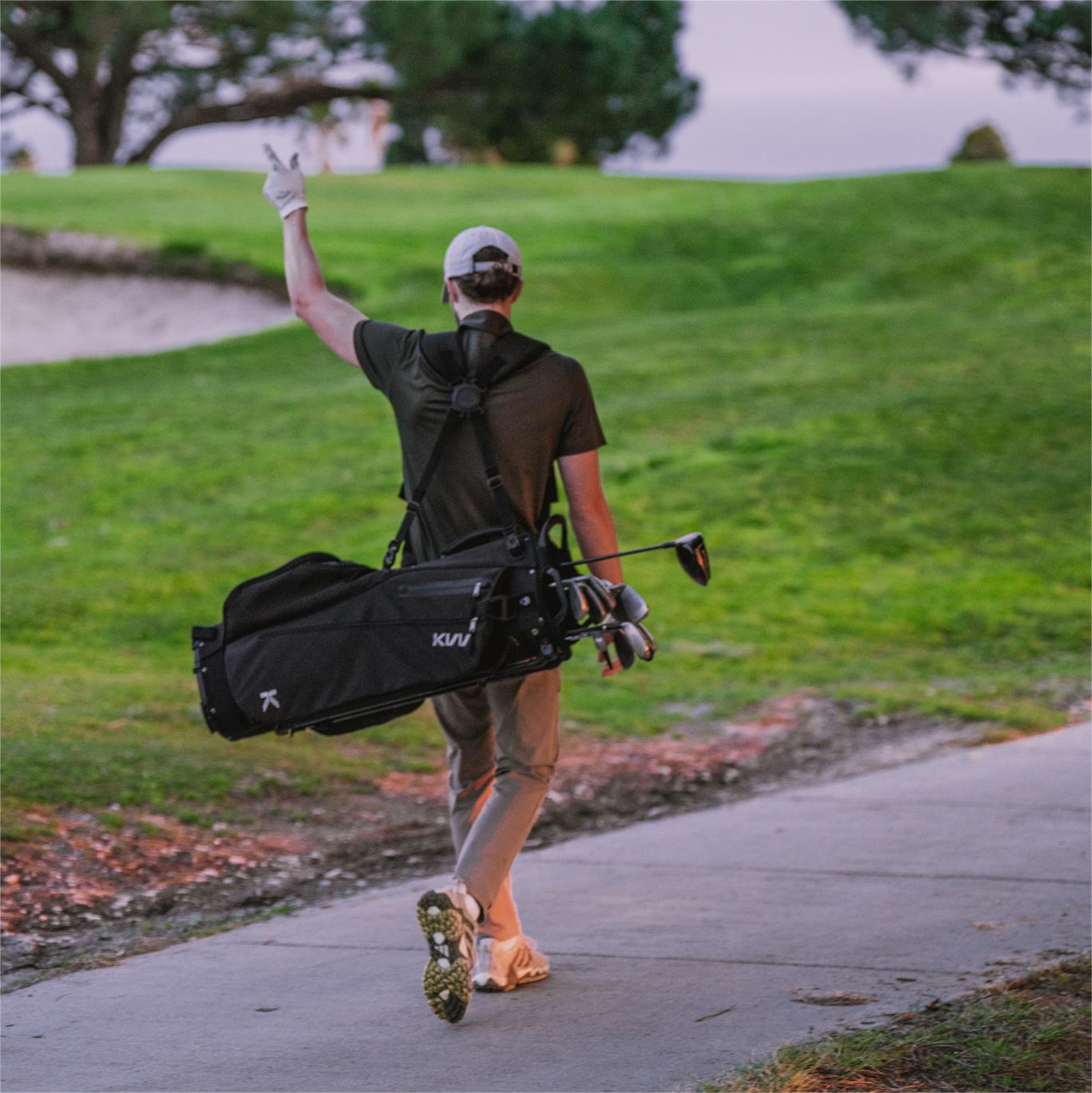 KVV golf bag features an ergonomically designed shoulder strap