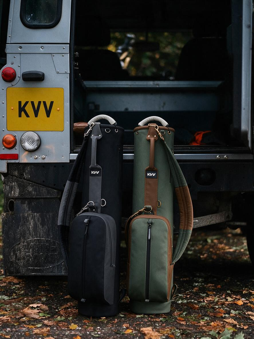 Sturdy handle and strap detail on classic 2-pocket PU leather golf bag
