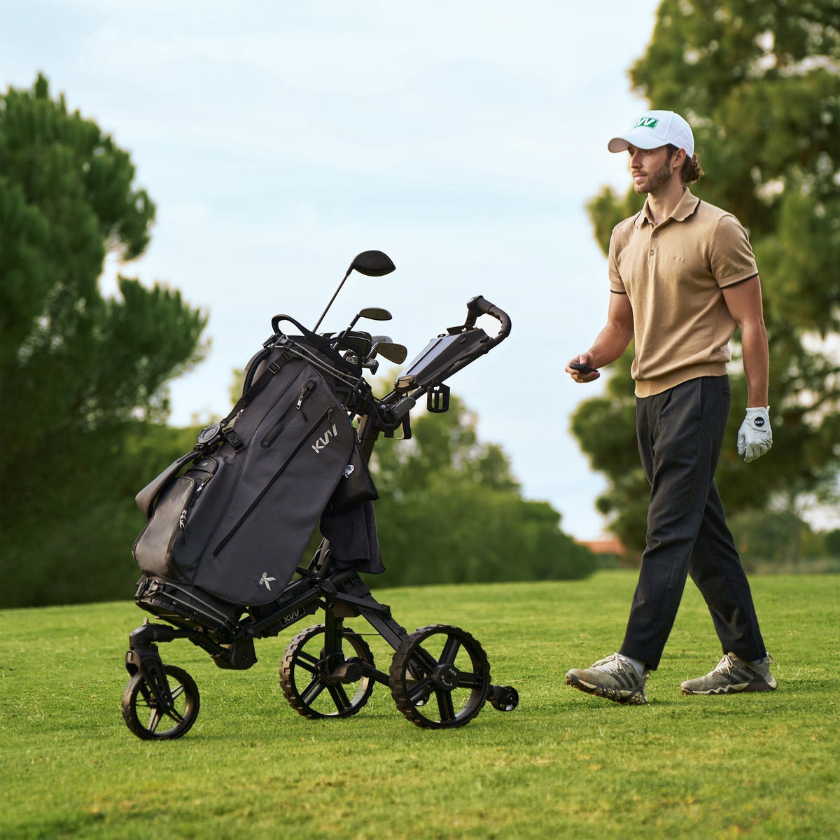 Electric golf cart for all terrain golfing